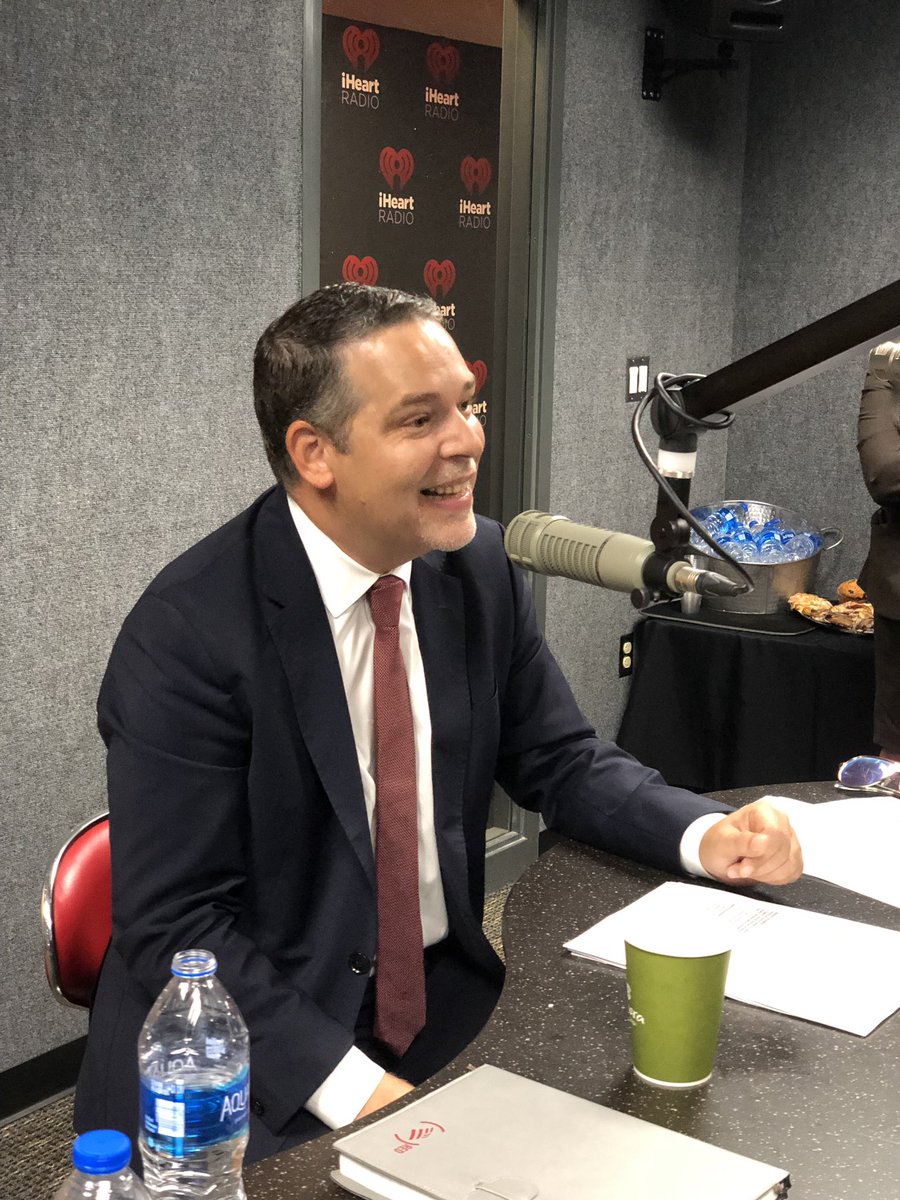 ErinRoseSuth's tweet photo. The @iHeartRadio team had a busy day because they also welcomed @aintriago1 into the studio for a conversation with K. Marie, La Gringa Más Latina of @TU949fm. Did you know our #BetterMoneyHabits financial education platform and our @BofA_News #MobileApp are available in Spanish? https://t.co/yzbyJuP7GK
