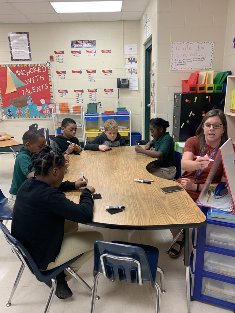 KinnEducates's tweet image. The POWER of small group instruction! School wide intervention time @DicksonTigers. Enjoyed spending time today in @OliverERD4th and @EmilyLangan5.  #exceptionalteaching #learning @empowermcpss #WeSlayELA