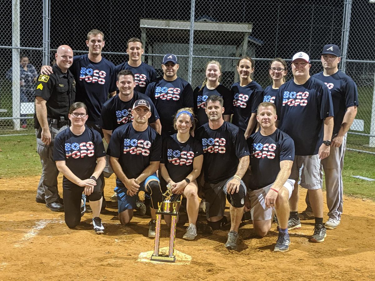 Charlie33220593's tweet photo. Great 1st season for the Boco Popo! Finished in 2nd place in the post season tournament. Congrats to Warren's Hotdogs on the tournament win, Milton and Sondra are Boco Popo family as well! This is only about 1/2 of the team, we'll try to get a full team pick later, lol! https://t.co/JxqyPO9BjE
