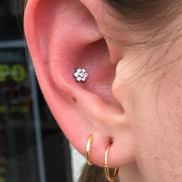 No Tools? No Pain? Conch Piercing Tricks That Take the Fun Out of Pain