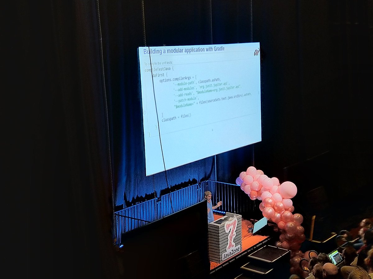 gunnarmorling's tweet image. Great talk on the @Java Module System at @javazone by @beryx007; including a nice plug for #ModiTect 🥰
