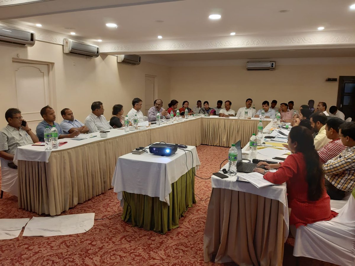Prajafoundation's tweet photo. Today at #Odisha State Consultation on #UrbanGovernance organised by #Praja it was discussed how the @bmcbbsr independently controls 8 out of 18 functions listed in #74thconstitutionalAmendment (1/2) https://t.co/5nSMC7bJqa