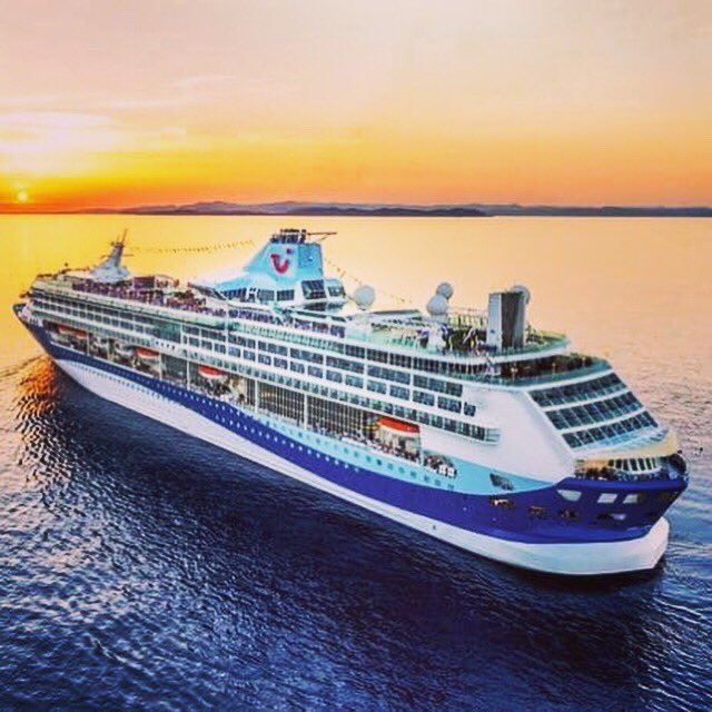 emilyhsoprano's tweet photo. 🛥’CRUISING WITH EMILY HAIG’🛥

A week today I embark on this stunning ship to perform whilst sailing through the Norwegian Fjords 🎶

Marella Explorer, I’m so excited to see what you have to offer 💖

@Piamichi @tedgroup #tedgroup #teduk #singer #soprano #crossover #classical 🙏🏼 https://t.co/BqV9T0veeV
