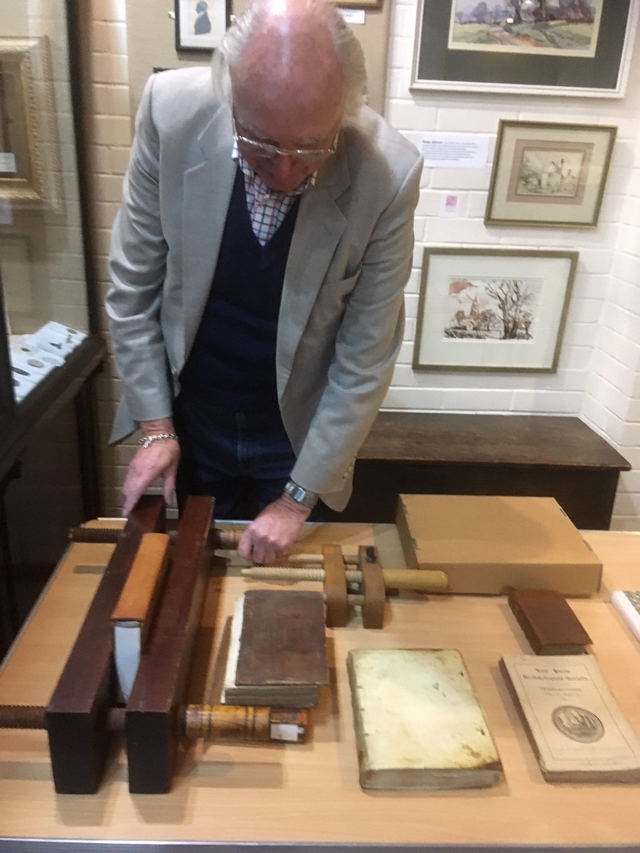 MuseumAshwell's tweet photo. Yesterdayβs bookbinding talk left us trying to sort out our Elephant from our Emperor and our Crown from our Princess. #papersizes #ashwellmuseum https://t.co/Lu59clZtun