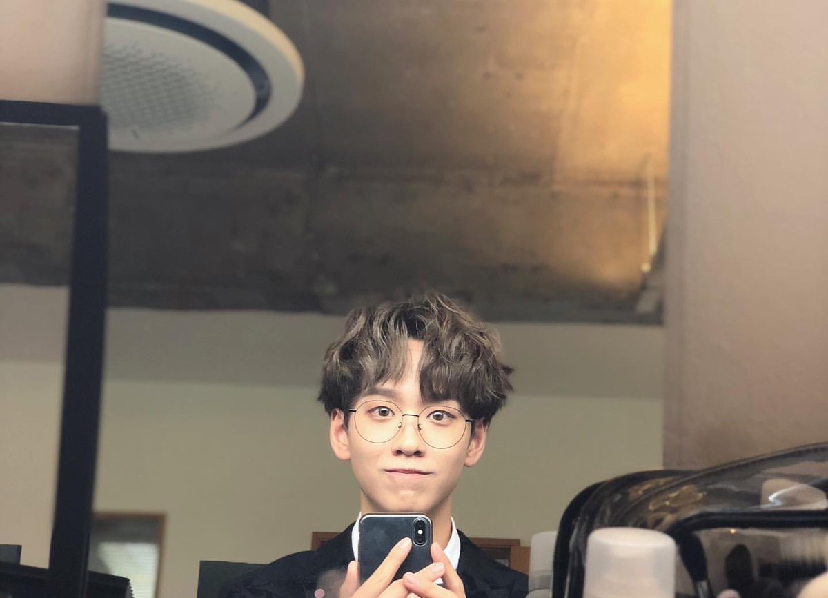 swtaddiction_tn's tweet photo. 어떤 모습이든 조와❤️💙 #토니 #Tony #여경천 #余景天 #Yujingtian #홍이 #HONGYI https://t.co/Fxn3OQh8S4