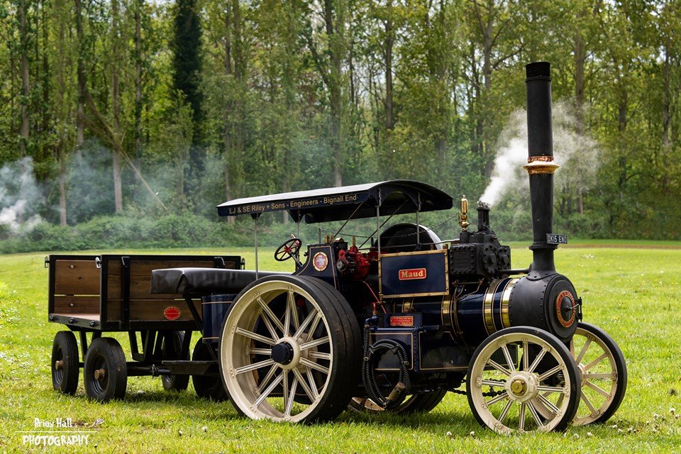 normanbyhall's tweet image. 🚂 This weekend at #NormanbyHall, it&apos;s the 27th Stationary &amp;amp; Miniature Traction Engine Rally! Lots of amazing vehicles on display, Saturday 14 and Sunday 15 September, 10am to 4pm. 

📸: Brian Hall