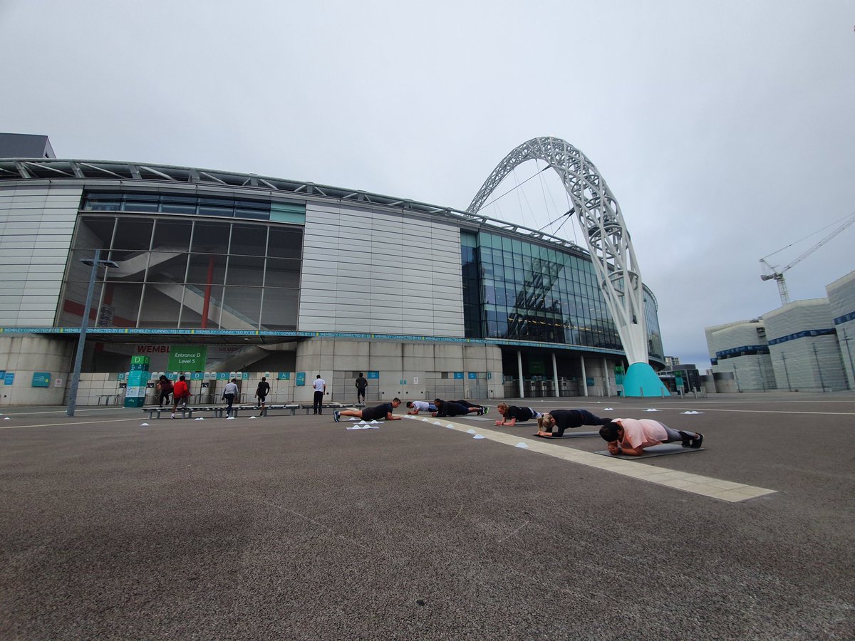 The @DelawareNorthUK team at @wembleystadium started early this morning with Arons boot camp for #AssociateAppreciationWeek #delawarenorthproud