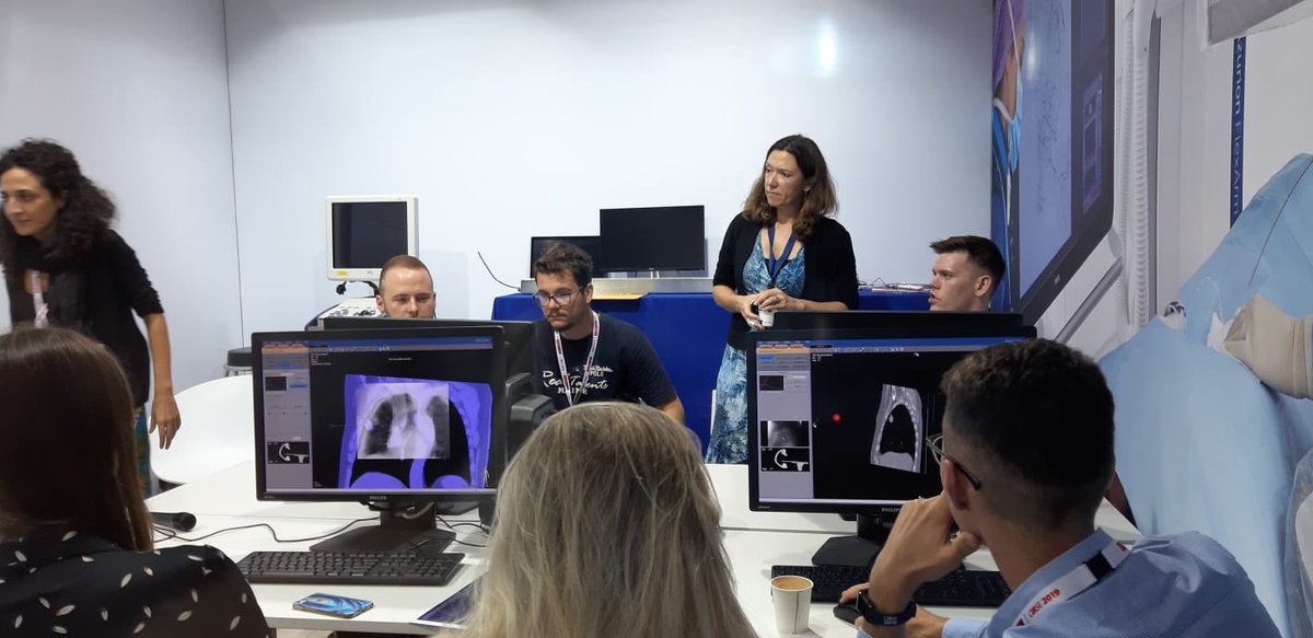 AdmiraalFaiza's tweet photo. After a great Philips lunch symposium presentation at #CIRSE2019 on the importance of image fusion for percutanouse #lungcancer biopsies in the era of #PrecisionMedicine, Dr Chiara Floridi demonstrates to young #IRs how she does it using #CBCT and #XperGuide. Kudos Chiara! https://t.co/J2j370Q15p
