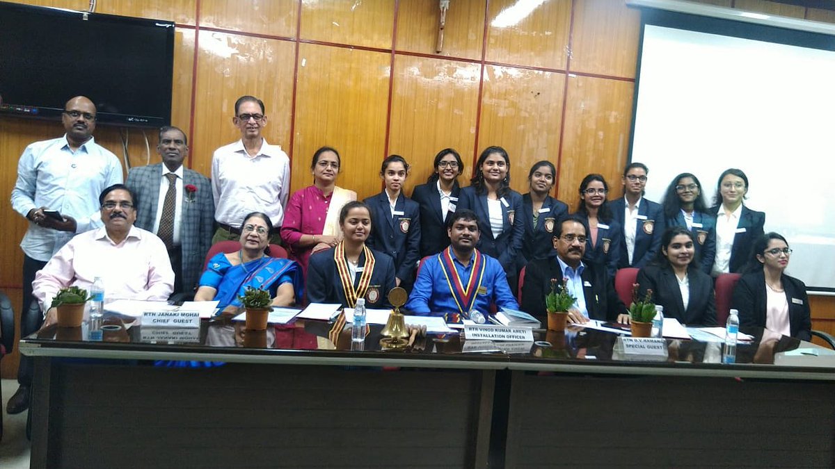 rotaract_3150's tweet image. Rotaract club of St. Ann's College For Women are done with their installation. 
All the very best for the upcoming President Rtr. Meenakshi and Secretary Rtr. Sadia and Board of Directors.
#RID3150 #Rotaract #InstallationCermony #LeadThroughService