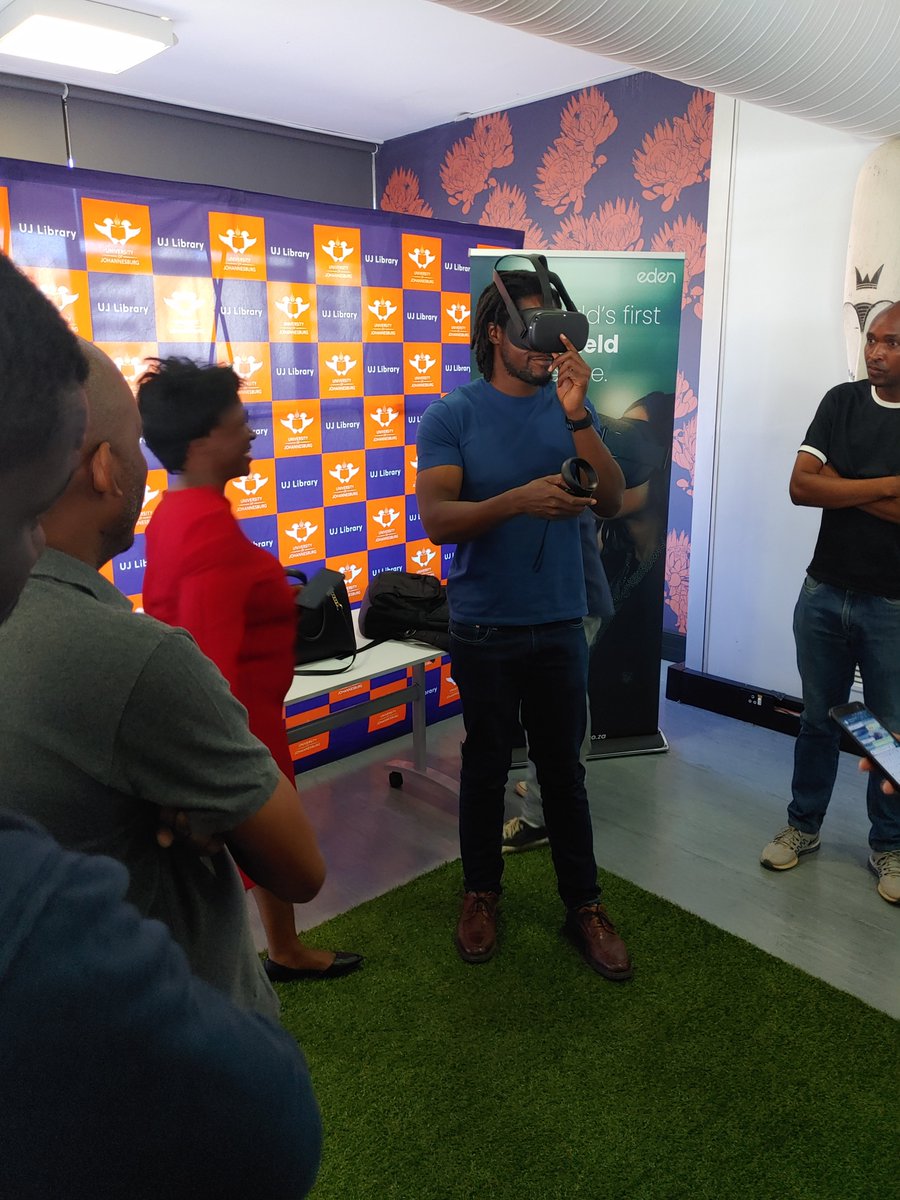 go2uj's tweet photo. Come experience 4IR through virtual and augmented reality today at the APK library, 6th floor. The event ends at 15:00.
@UJLibrary #4IRexperience https://t.co/AVxziGOKgW