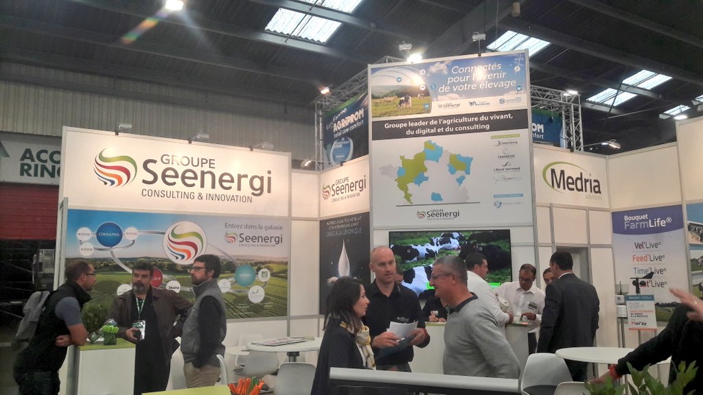 Eliance_Elevage's tweet photo. 🔴 #SPACE2019 On continue notre petit tour avec #Seenergi qui englobe nos adhérents @LittoralNormand @seenovia et #Seenorest au Hall 1 stand F60 ! https://t.co/xLx5eY24iw