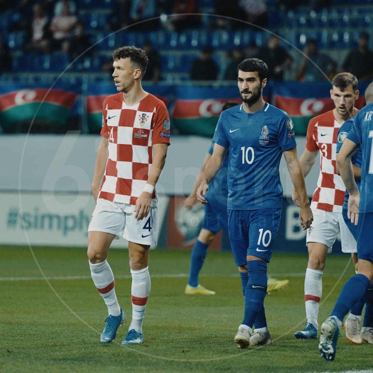 Emreli111's tweet photo. About last game🔥Well done boys ❤️🇦🇿 #Azerbaijan #Croatia #EuropeanQualifiers https://t.co/3t1df4mYTd