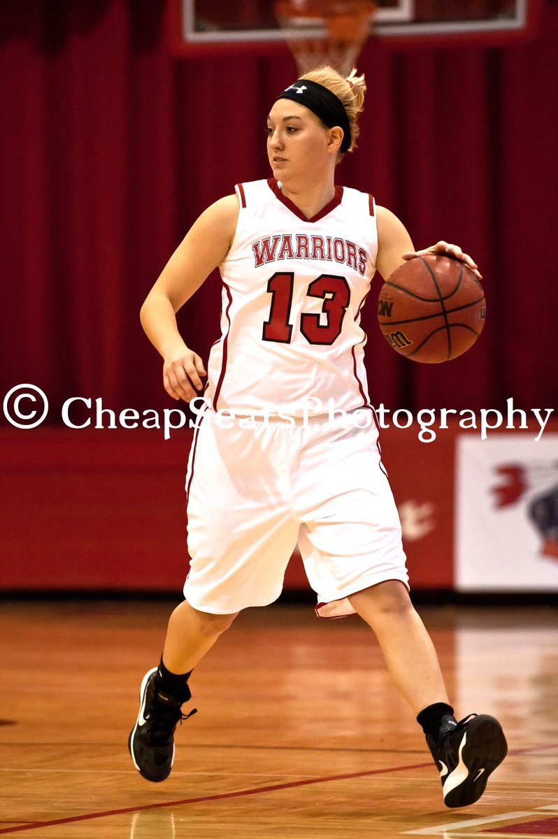 #HappyBirthday to <a href="/foxgirlsbball1/">Fox Lady Warriors WBB 🏀</a> alumna &amp; 2nd highest scorer in Fox Hoops history, @terinit_up! Hope it's been a GREAT day kiddo! @FoxAthletics <a href="/FoxC6Schools/">Fox C-6 Schools</a> <a href="/mbirschbach21/">Michelle Birschbach</a>