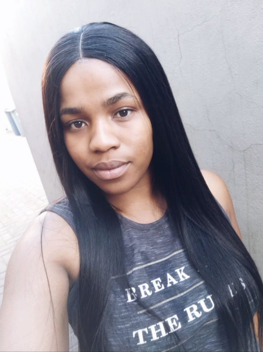 allurebeautysa's tweet image. Machine made wigs are flatter and last longer! 
Wig labour with new bundles R200
Wash + wigging old bundles R300
Please not that we no longer open on Mondays  but from Tuesdays to Sundays.
Please WhatsApp 0611663535 to book your appointment.
#machinemadewigs #sewingmachinewigs