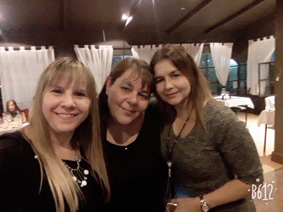 GladysParodi2's tweet photo. Tanto camino transitado, tantos años construyendo juntos...feliz día queridos colegas!!  @ Pilar, Buenos Aires https://t.co/j0Htq1AN9B
