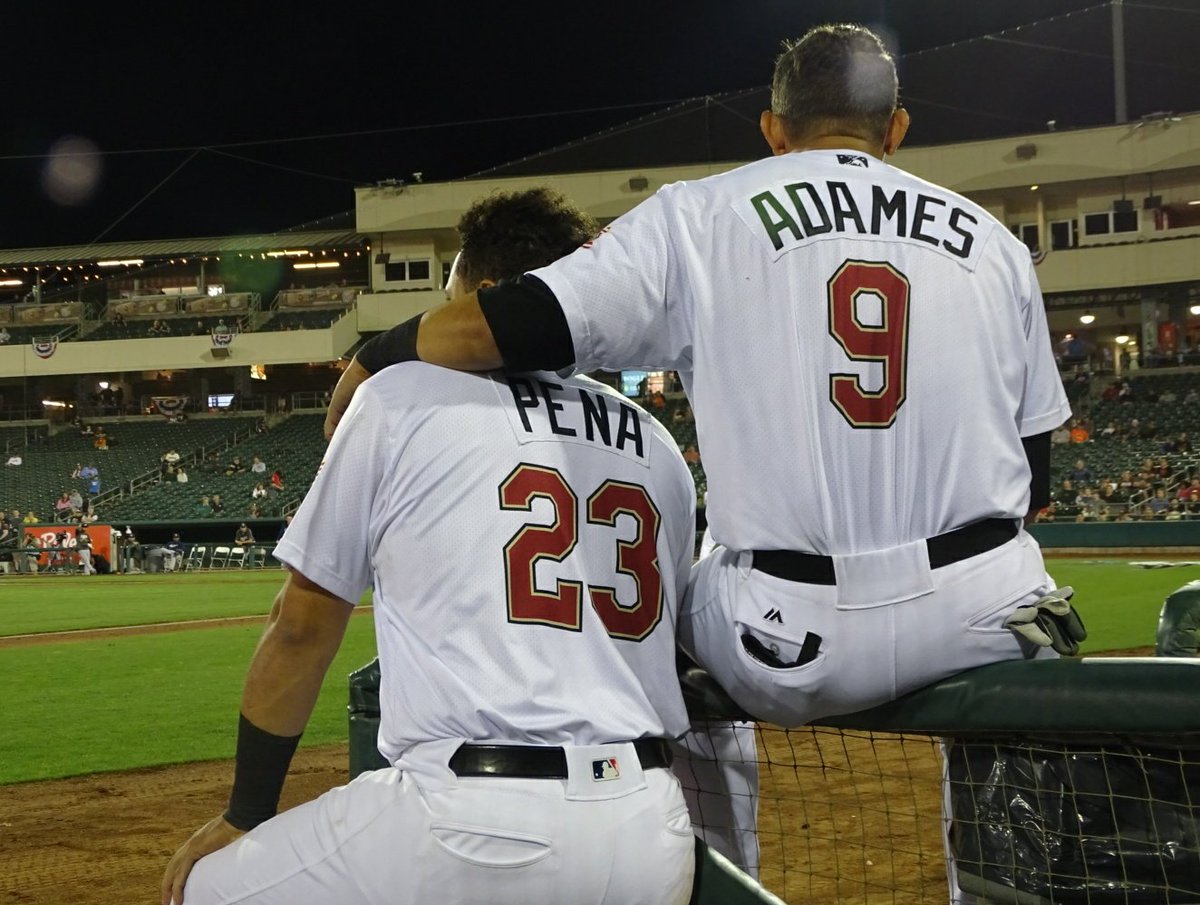 Dugout_Tales's tweet photo. Here's to good friends; tonight is kinda special......

#PCLChampionship #RiverCats #RiverCats20 #Sacramento #RaleyField #WestSacramento #ClawsUp https://t.co/iDZ6dTUgSs