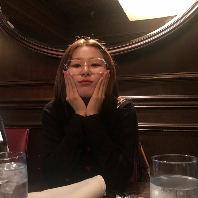 KSGUpdates's tweet image. 190911 seulstagram Update #슬기 #SEULGI #레드벨벳 #RedVelvet @RVsmtown

"Hehehh"

instagram.com/p/B2QkY2BgyFd/