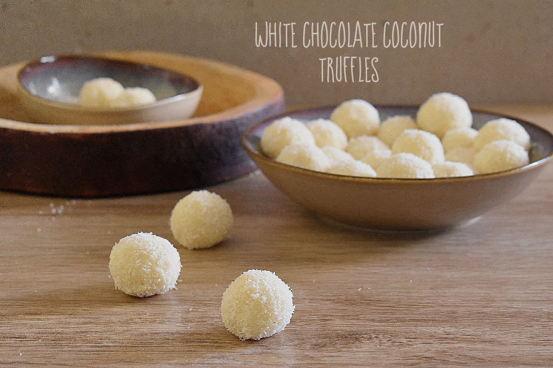 viniscookbook's tweet photo. White Chocolate Coconut Truffles
https://t.co/3EeUCrVtgm
-
-
-
#viniscookbook #truffles #easytruffles #whitechocolatetruffle #easydesserts https://t.co/EqmS8NnKF1