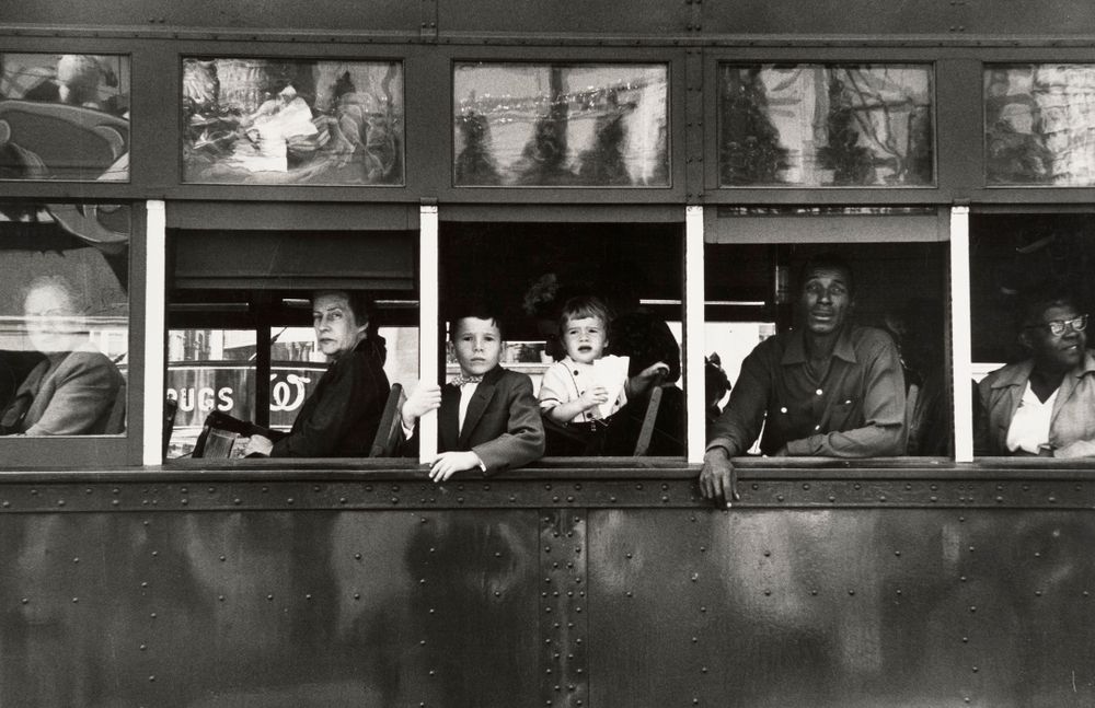 Signo editores (@signoeditores) on Twitter photo RT <a href="/elcultural/">El Cultural</a> Muere Robert Frank, el extranjero que retrató a Los Americanos 📷 ow.ly/DV0S50w53dT RT <a href="/elcultural/">El Cultural</a> Muere Robert Frank, el extranjero que retrató a Los Americanos 📷 ow.ly/DV0S50w53dT