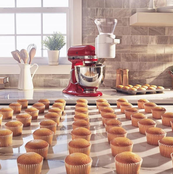 Kiyanus_'s tweet photo. Tariflerinizde her zaman  aynı lezzeti yakalamak çok önemli değil mi?   🖱️ #KitchenAid #Kitchenaidartisan #standmikser #standmixer #sifterattachement #elek #tarti #tartı #mutfaksefi #hamuryogurma #hamuryoğurmamakinesi #artisan #perfect #perfectrecipe #perfectrecipes https://t.co/sBCmA5SkRB