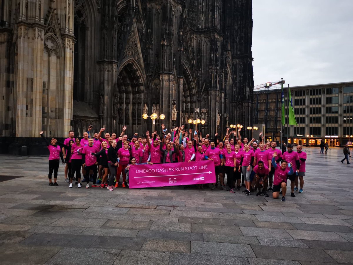 dmexco's tweet photo. Good Morning and welcome to Day 1! 
The 5k run organized by @CelenyDaSilva, sponsored by @LinkedIn has already started! More than 100 people are currently on their way through Cologne. 🏃‍♀️🏃‍♂️#DMEXCO19 #TrustInYou https://t.co/aj28vt34uj