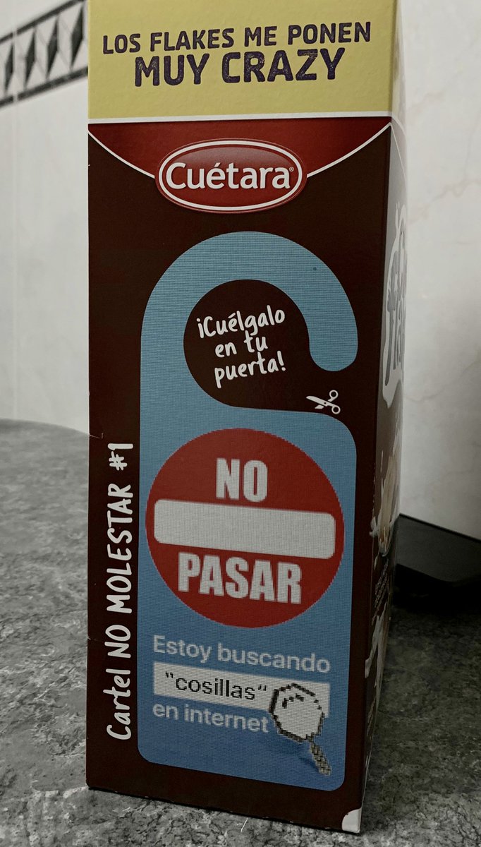 cpoyatos's tweet photo. Lamentable mensaje en el regalo de los Choco flakes para niños. https://t.co/3coBnvxTce