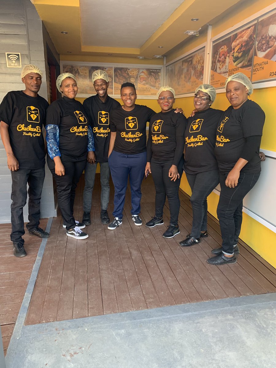 maqaks's tweet photo. Myself and my staff...let’s get it. #ChickenBarMthatha https://t.co/7soX8h2ZN4