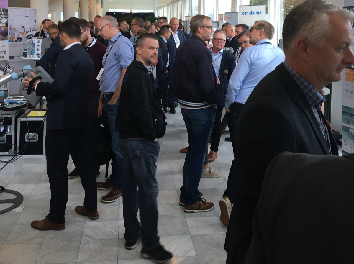 AutoSmaland's tweet image. Dags för #Robotkonferens - möt oss på Automation Småland och diskutera möjligheter! @Swira @tillvaxtverket #Robotlyftet