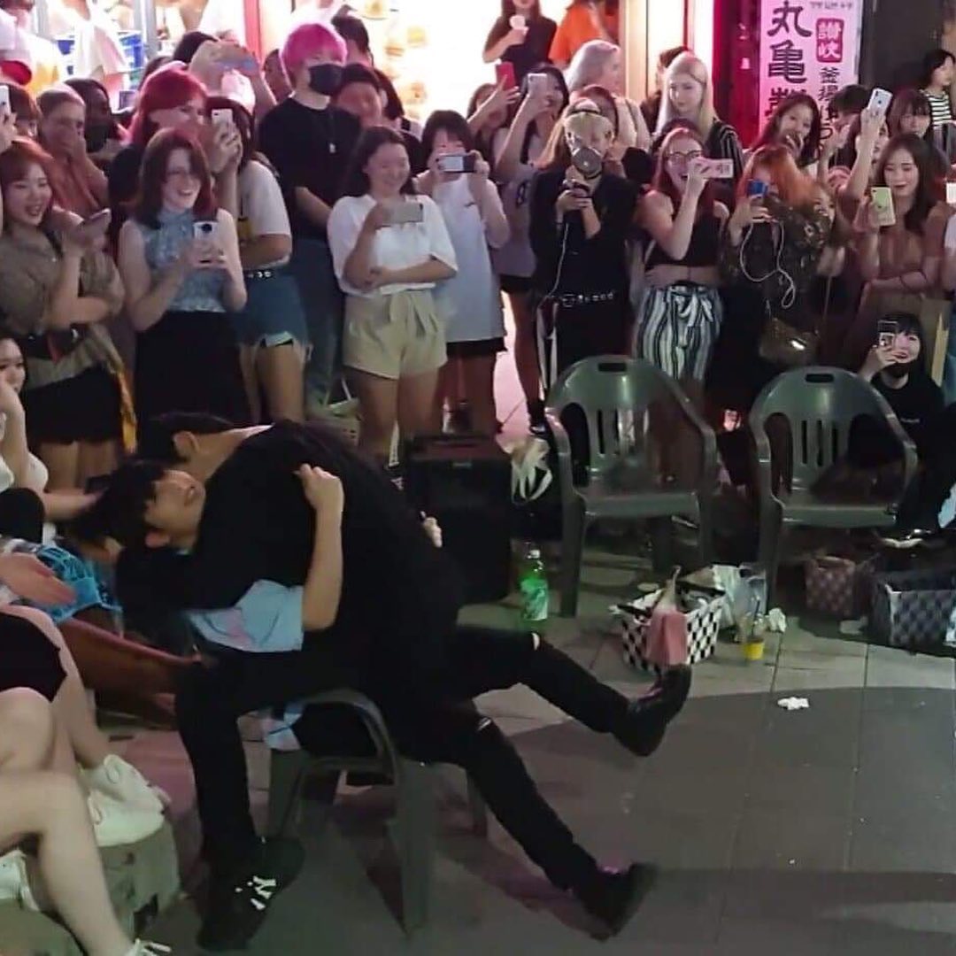 kkj8651's tweet photo. Sexy love 👨‍❤️‍💋‍👨👨‍❤️‍👨 https://t.co/V6VrTayaaa