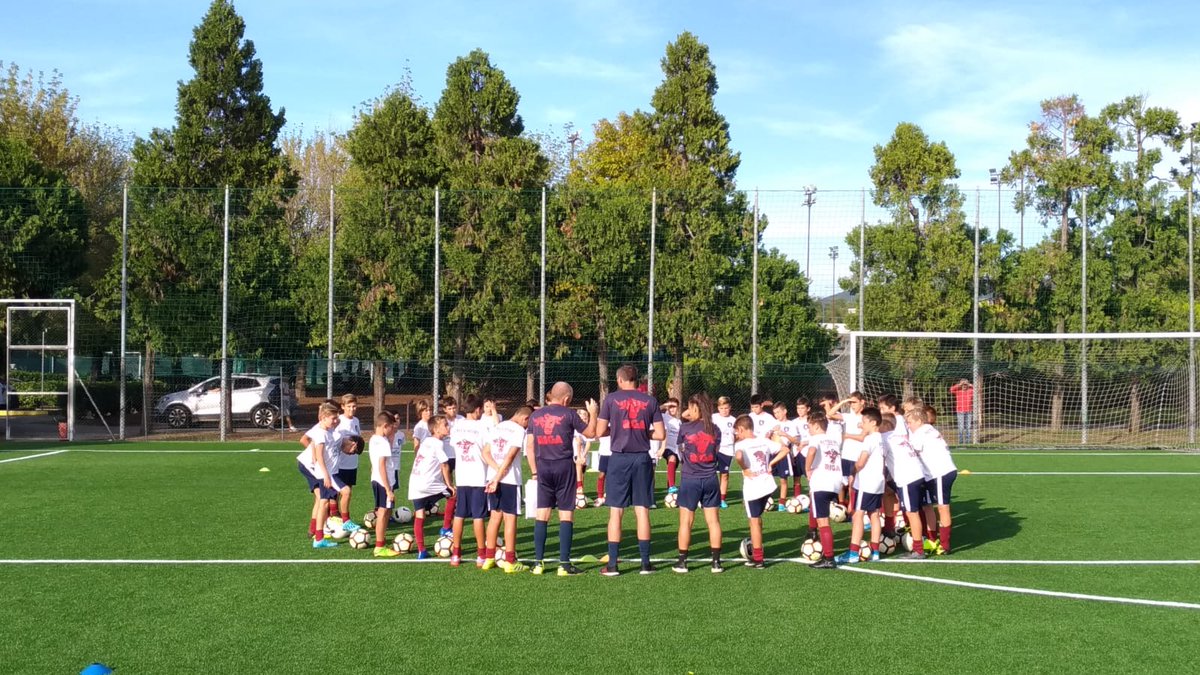 Riga2008's tweet photo. #prontivia #mister #bulli #fobal #camponuovo #nonmancanulla https://t.co/XvLxeuDSOo