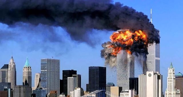 11 Eylül 2001’de Bush, bütün dünyaya, “Tercihinizi yapın, ya bizimlesiniz ya da teröristlerle” demişti. Herkes elini vicdanına koysun ve bugün, DEAŞ’tan FETÖ’ye, PKK’dan YPG’ye teröristlerle kimin birlikte olduğuna karar versin ve 11 Eylül”ün aslında ne olduğunu tekrar düşünsün.