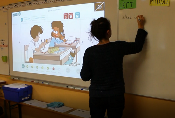 CPC_NUM_HG13's tweet photo. Prim à bord : vidéo d'une séquence d'anglais en classe de CM1-CM2 à l'école de Landorthe (31), circonscription de St Gaudens, avec le support de la plateforme I Love English School de la Banque de  #Ress_num #BRNEDU https://t.co/oSVAAjDWVG https://t.co/xThqnTisWR