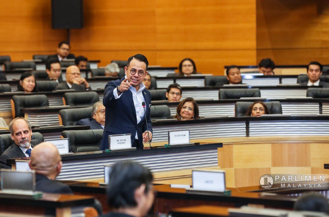 Parlimen Malaysia Ar Twitter Dengan Kerjasama Parlimen Malaysia Yang Telah Berlangsung Di Dewan Persidangan Parlimen Malaysia Turut Hadir Yb Tuan Sim Chee Keong Timbalan Menteri Belia Dan Sukan Dan Mr Stefan Priesner
