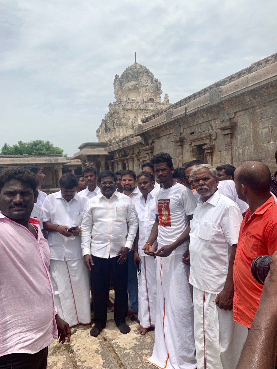 PMKAdvocateBalu's tweet photo. காடவராயர் குலத்தைச் சேர்ந்த மாமன்னனும், நீர் மேலாண்மைத் திட்டங்களை செயல்படுத்தியவருமான கோப்பெருஞ்சிங்கனின் 770-ஆவது பிறந்தநாள் இன்று விழுப்புரம் மாவட்டம் சேந்த மங்கலத்தில் சிறப்பாக கொண்டாடப்பட்டது https://t.co/nkK9XTXObL
