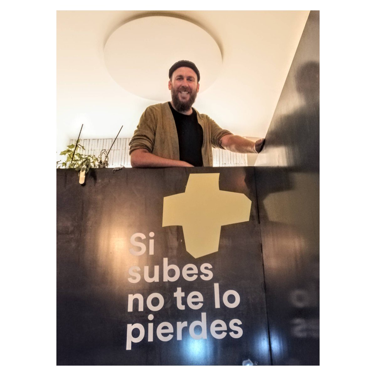 mariodiazmusica's tweet photo. SORTEAMOS ENTRADAS 😜
1: Sube a tus historias un vídeo BAILANDO, SALTANDO, DISFRAZADA. El vídeo MÁS ORIGINAL se llevará 2 entradas dobles (4) para el concierto que elija de la gira. 
2: Súbelo poniendo el hashtag #10añosMD
MUCHA SUERTE 🍀
Sube tu vídeo...SI SUBES NO TE LO PIERDES https://t.co/PhLptepycH