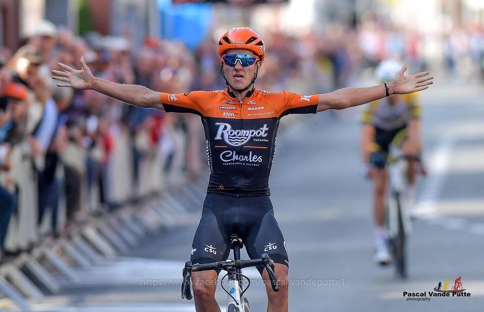 ALivyns's tweet photo. Happy to take my first pro (kermis) victory in @DesselgemKoerse! Enjoyed all the support close to home. Thank you! #itsastart #all4goolie https://t.co/LiQUXgsvHy