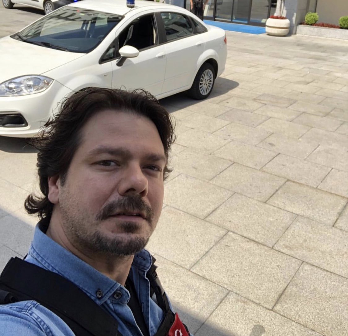Adaaergen's tweet photo. #alpkorkmaz #Arkasokaklar https://t.co/evwYTDEfPl