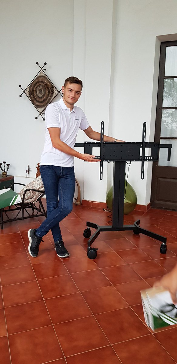VisionAV's tweet photo. First challenge of our #VisionBootcamp...building our brand new floorstands! https://t.co/GZJ8Iw1eou