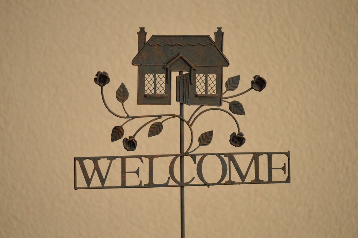 ThatchAdvice's tweet photo. #ThatchAdvice #WonderfulWednesday
#Welcome to the Solid Fuel Association #ThatchDirectory - Advisors on all solid fuel issues to professionals and the public. https://t.co/50xZSC4gcz @SolidFuelAssoc https://t.co/pvSfxHDL74