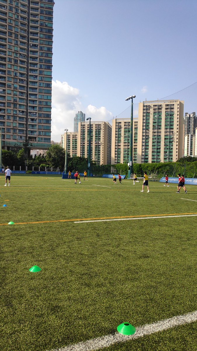 School teams back in action in our CCA program  <a href="/KingsPark/">King's Park</a>⚽💪 
#CognitaWay 
#StamfordHK