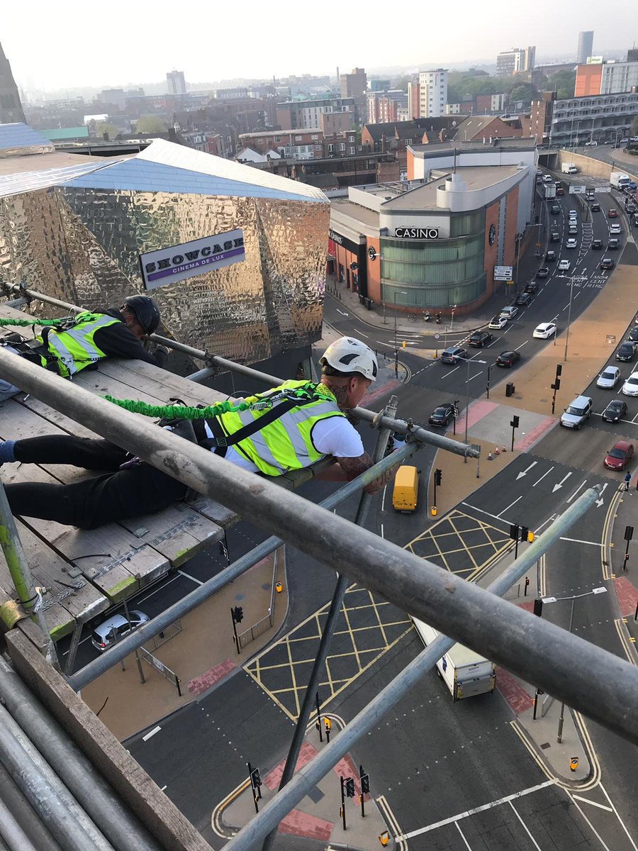 dangle20162160's tweet photo. working safe 100% of the time 
#TETHEREDTOOLS
#SCAFFSTEP
#CLIPPEDON
@Mw5205Warren 
@Scaff_Serv_Ltd 
@MattGRNW 
@WinvicLtd https://t.co/MdGgqeAXa0