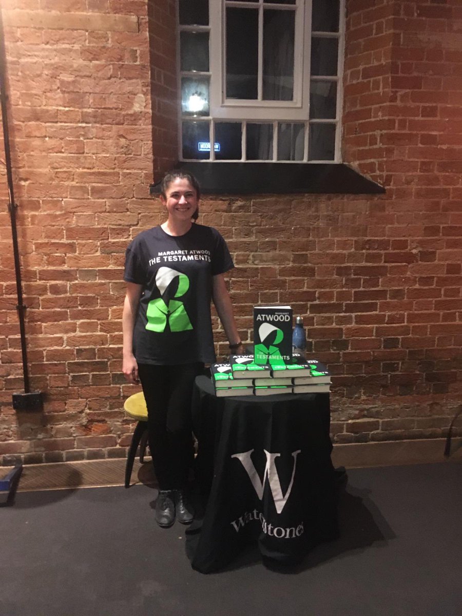 We had a fantastic #TestamentsDay yesterday, including selling copies at the Everyman Cinema after Margaret Atwood’s talk! Look at Emma rocking that tshirt 💚