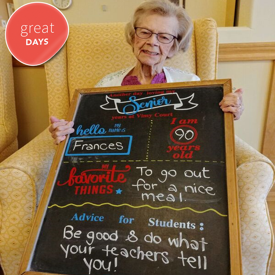 ShannexInc's tweet photo. September always brings around that "back to school" feeling (no matter when you graduated). Residents at Vimy Court embraced that feeling as they spent the day reminiscing, sharing stories, and jotting down some helpful advice for new students.
#Shannex
https://t.co/iwdhsJWtSt https://t.co/UY62UkmjcZ