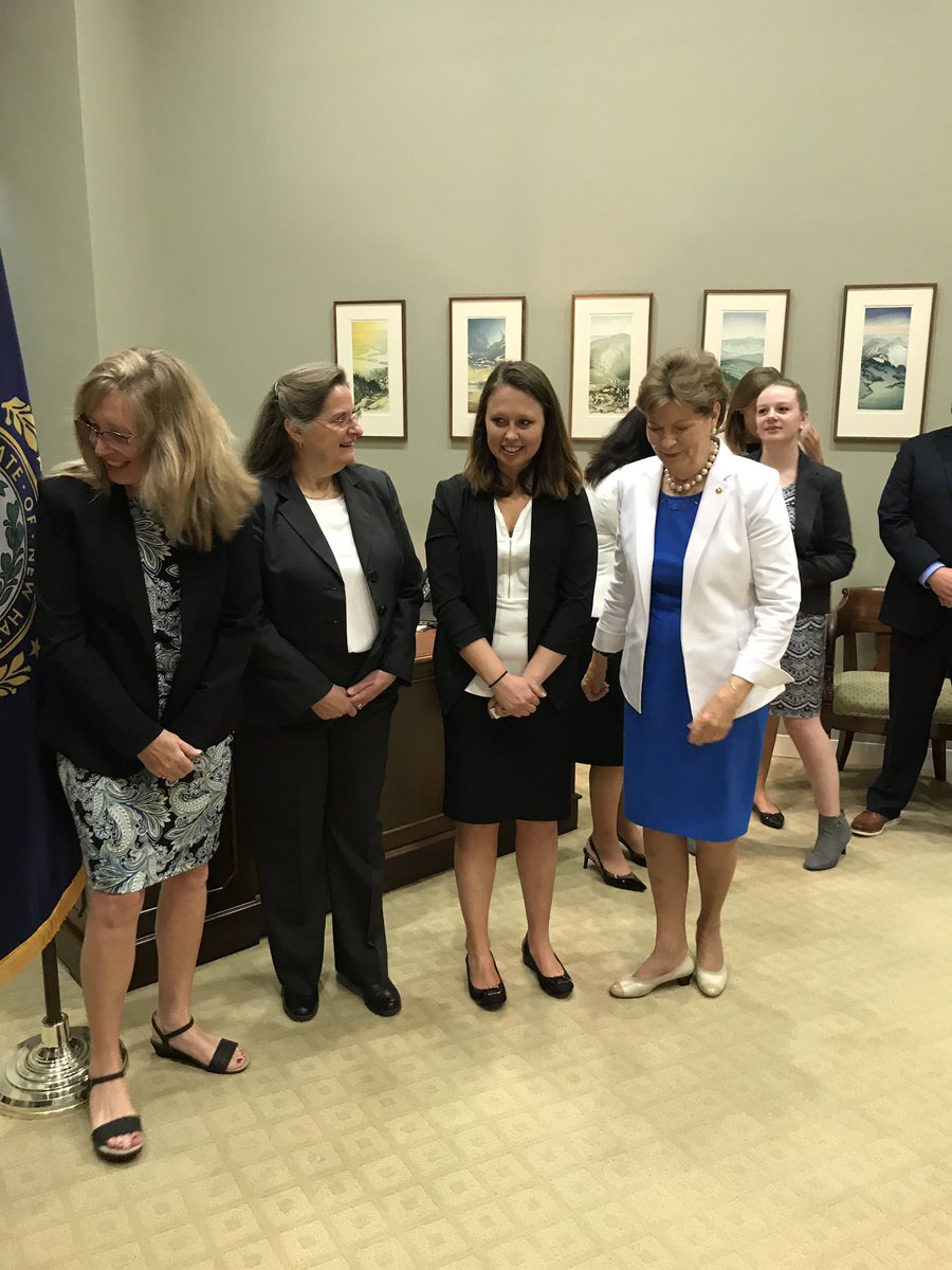 georeagan's tweet photo. The New Hampshire Housing Fellows begin their Washington visits meeting with @SenatorShaheen and her staff. #NHHFAfellows #nhhfa https://t.co/mP6OLueKvS