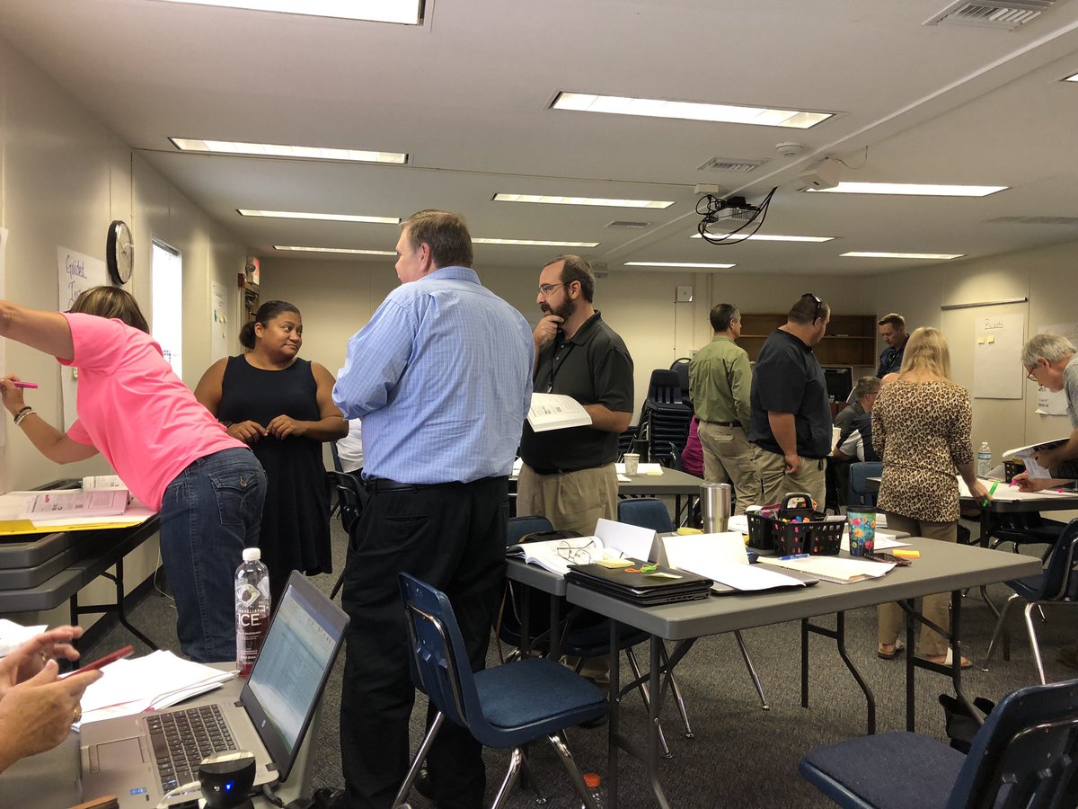 LakeCCReadiness's tweet photo. CTE teachers collaborating on the what why, how, and when of reading strategies. 
@frances_celis @MartaCRamirez1 @DanielsKathlene  @KatiPearson @ReichJohnsl @kimworkbrown @RatterAngela @MaryMinich @LynneaWeissman @LeslieNoble2021 @hippers56 https://t.co/PLTGQMg0eB