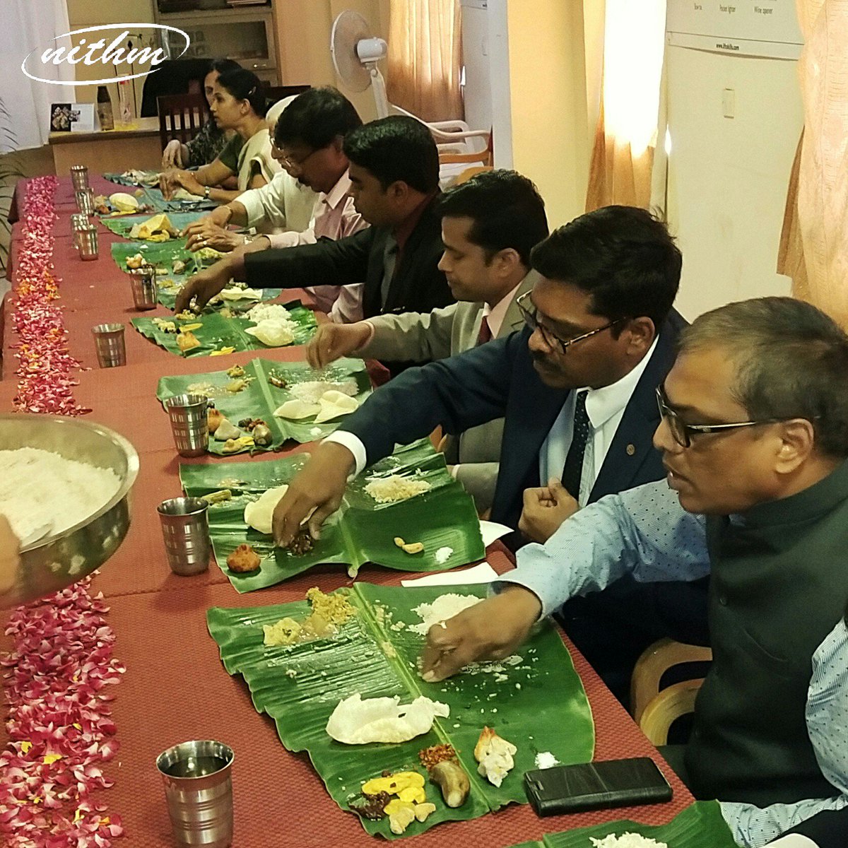 NITHMofficial's tweet photo. Celebrations of Onam 2019 at NITHM; organised by the students. Industry guests attended the theme lunch. #NITHM #Onam #kerala #themelunch #throwback https://t.co/NY2u9HIzdS