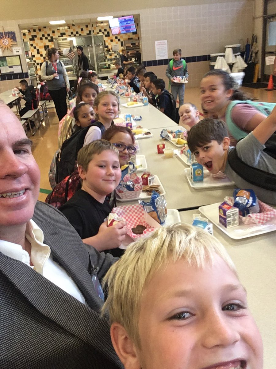 BradMilamSFA's tweet photo. Excited to get the chance to work at Creighton Elementary today as a guest Principal! Going to be a blast! https://t.co/OpgMRlACbz