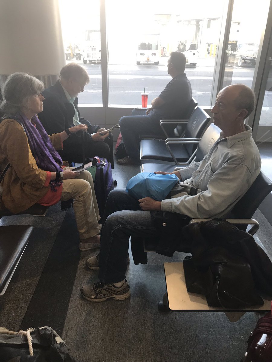 FireInTO's tweet image. #aircanada #Pearson air Canada’s definition of accessibility- horrible