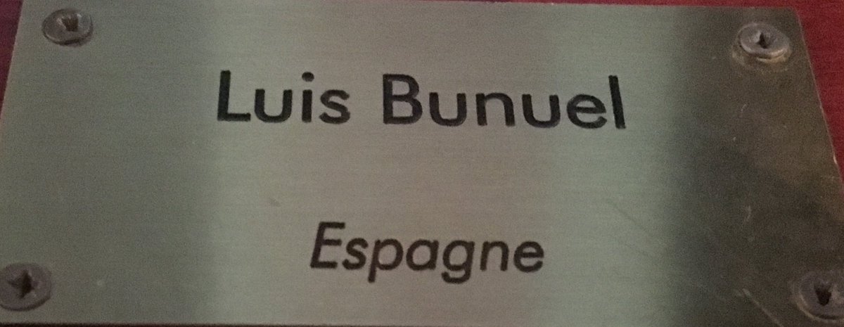  #LesCinéastesDuHangarRangée 7148 - LUIS BUÑUEL22 février 1900 - 29 juillet 1983(Espagne)- Un Chien Andalou (29)- Los Olvidados (50)- Viridiana (61)- Le Journal d’une Femme de Chambre (64)- Belle de Jour (67)- Tristana (70)- Le Charme Discret de la Bourgeoisie (72)