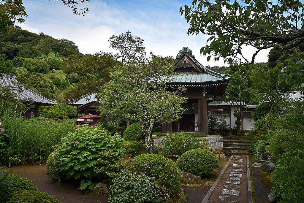 JapanReference's tweet image. Kaizō-ji (海蔵寺), a hidden temple with a lot of history.
jref.com/articles/kaizo…